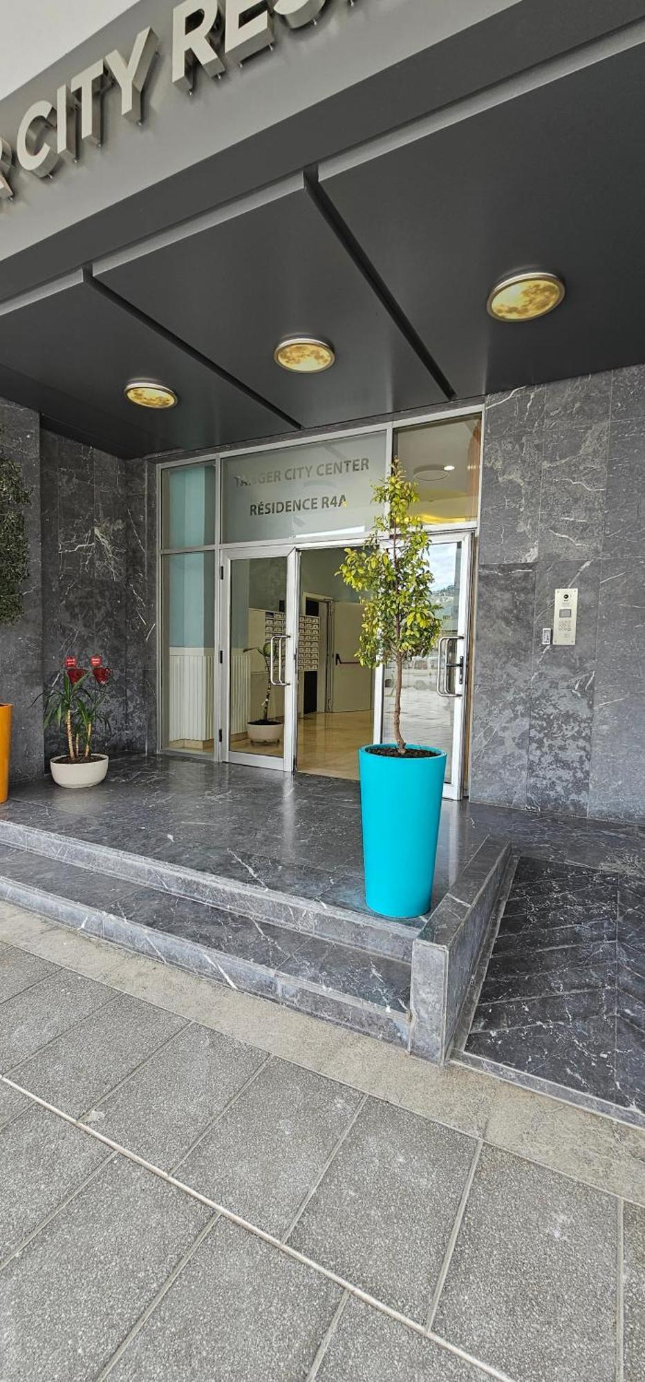 Luxury Apartment Near Tgv Station And The Beach Tanger Eksteriør billede