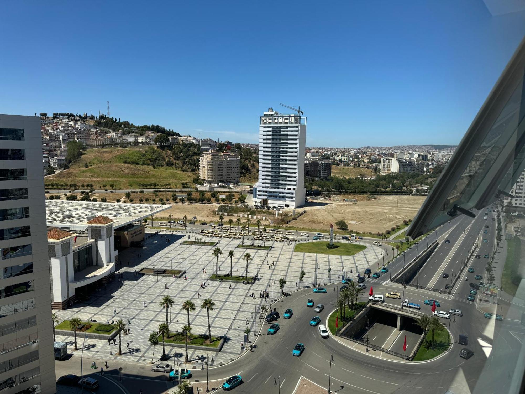 Luxury Apartment Near Tgv Station And The Beach Tanger Eksteriør billede